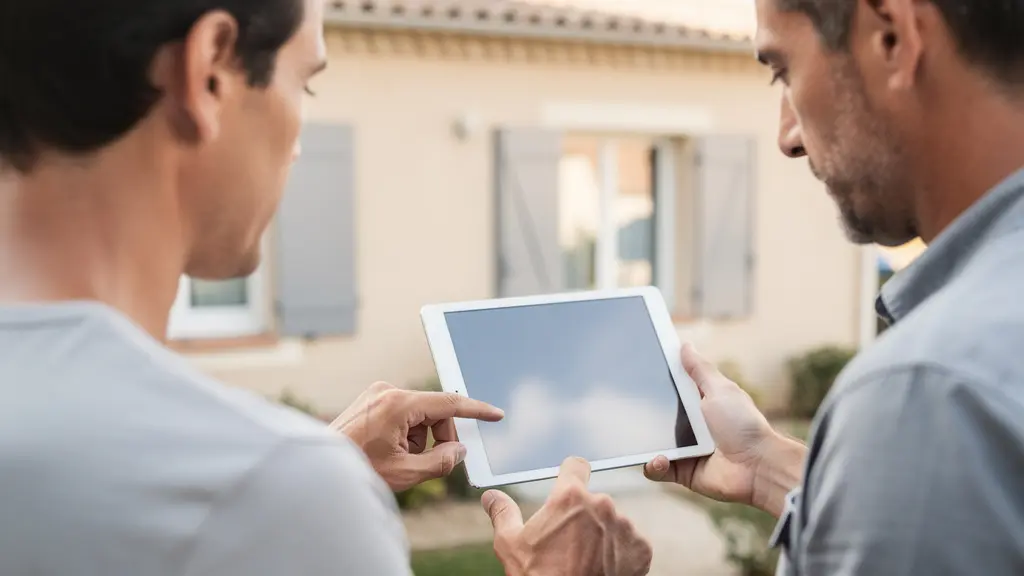 Propriétaire et artisan consultant informations projet rénovation Blagnac